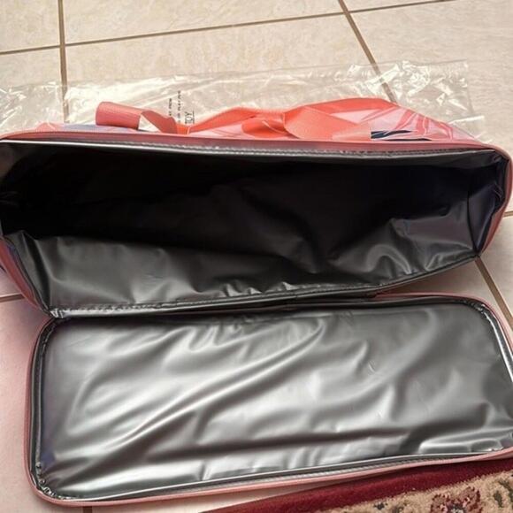 Neutrogena Summer Cooler Bag Tote - Picture 4 of 4